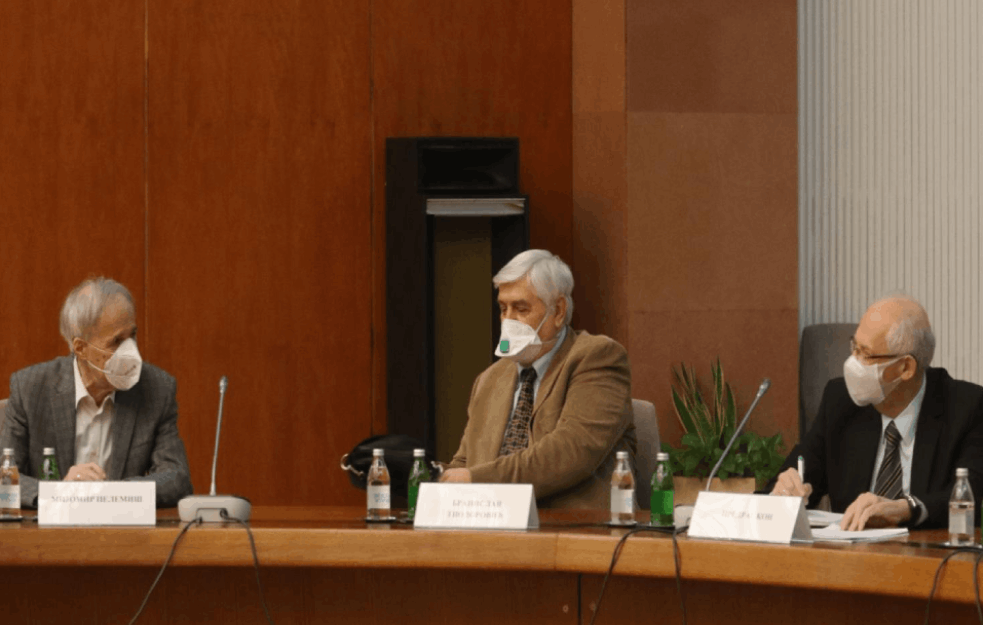 NA POMOLU NOVE MERE: Posle vikenda u 'poluizolaciji' KRIZNI ŠTAB danas ponovo zaseda